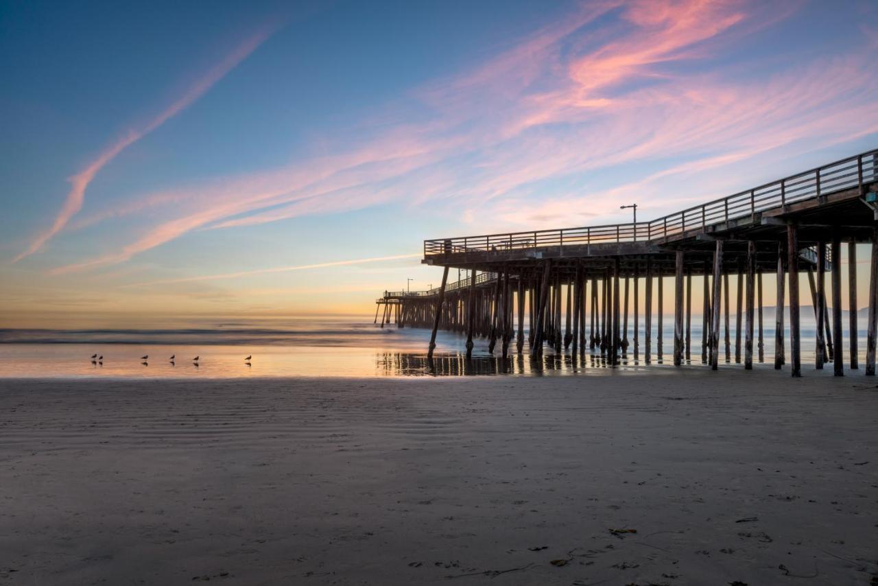 Steps To #Pismobeach With Poker, Foosball, Free Ev Charger, And Bikes Ошеноу Екстер'єр фото