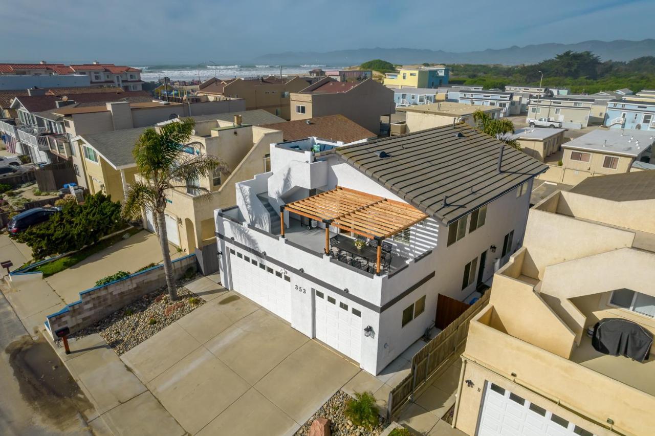Steps To #Pismobeach With Poker, Foosball, Free Ev Charger, And Bikes Ошеноу Екстер'єр фото