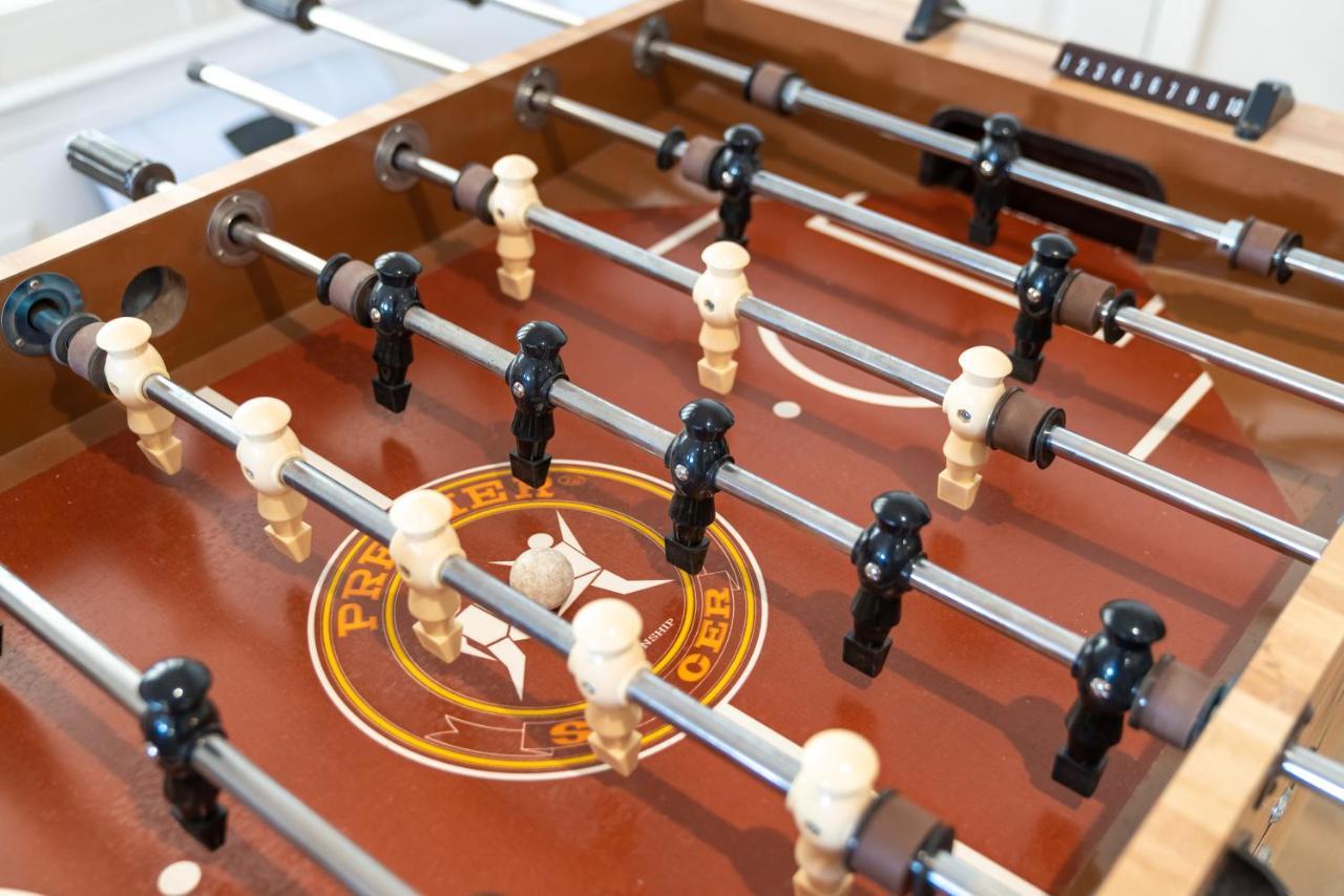 Steps To #Pismobeach With Poker, Foosball, Free Ev Charger, And Bikes Ошеноу Екстер'єр фото