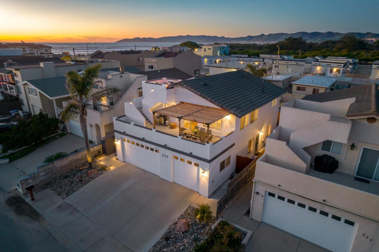 Steps To #Pismobeach With Poker, Foosball, Free Ev Charger, And Bikes Ошеноу Екстер'єр фото