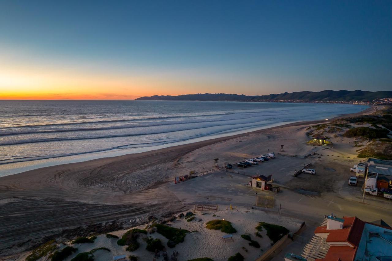 Steps To #Pismobeach With Poker, Foosball, Free Ev Charger, And Bikes Ошеноу Екстер'єр фото
